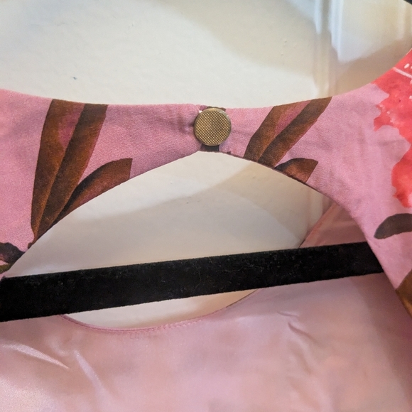 Eliza Christoph Kerubo Open Back Floral Midi Dress - Picture 7 of 8